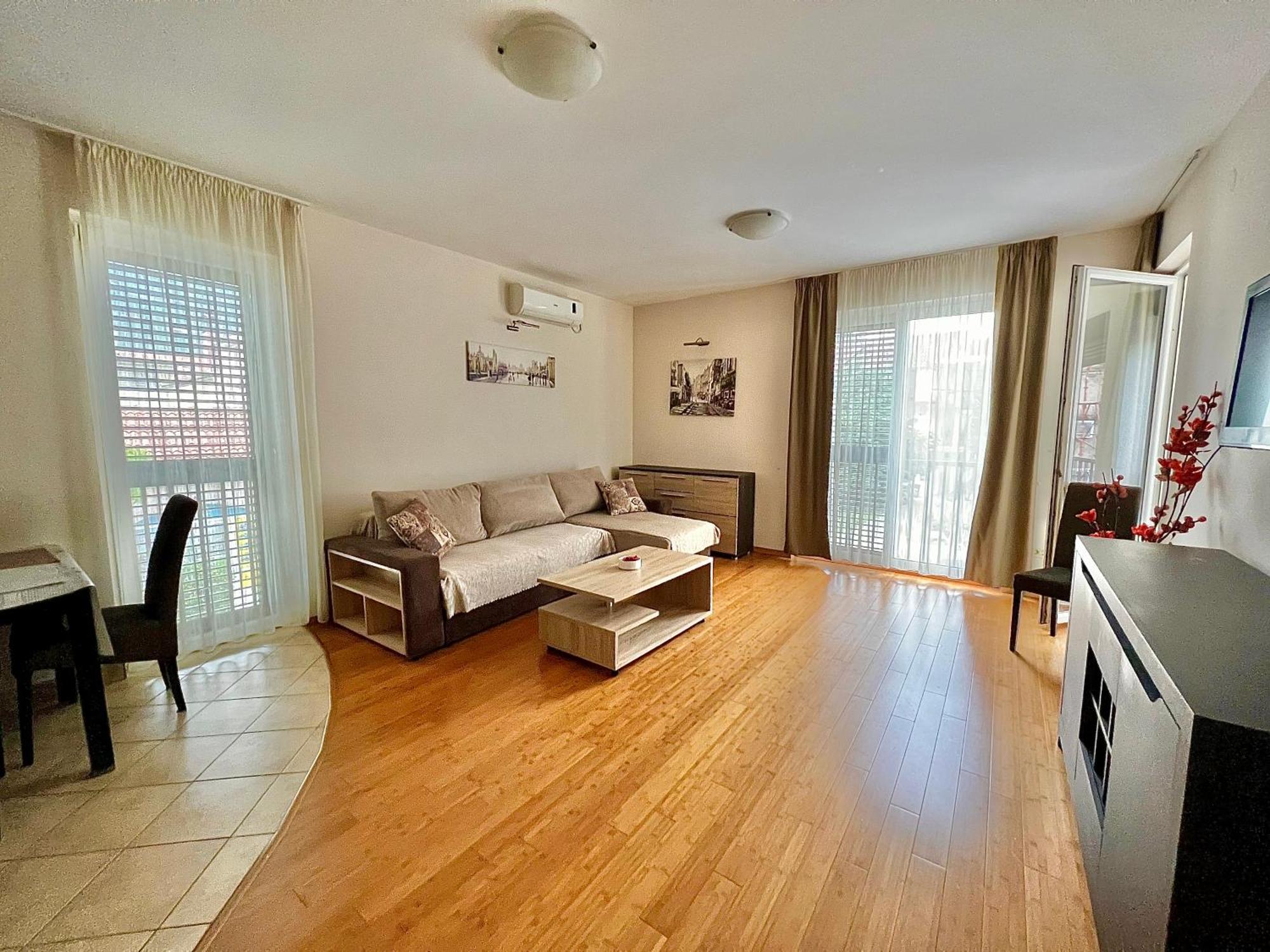 Apartments Nirgilija Тиват Экстерьер фото